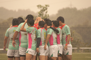 ラグビー部初戦の様子Img